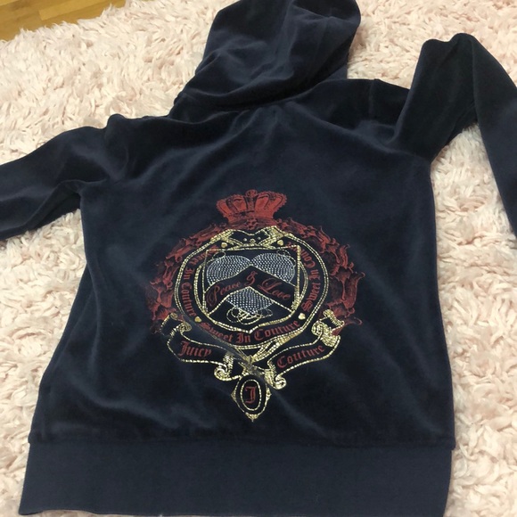 Juicy Couture Sweatshirt - Picture 3 of 3